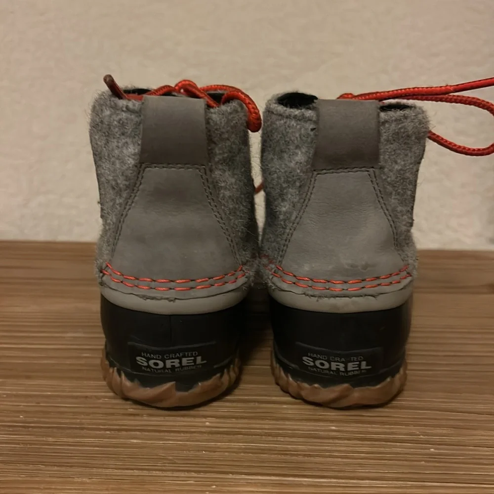 Sorel good used